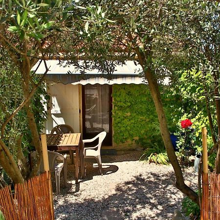 Beau Vallon - Gîte et Chambres d'Hôtes Pyrénées-Méditerranée - Pays Catalan Sahorre Esterno foto