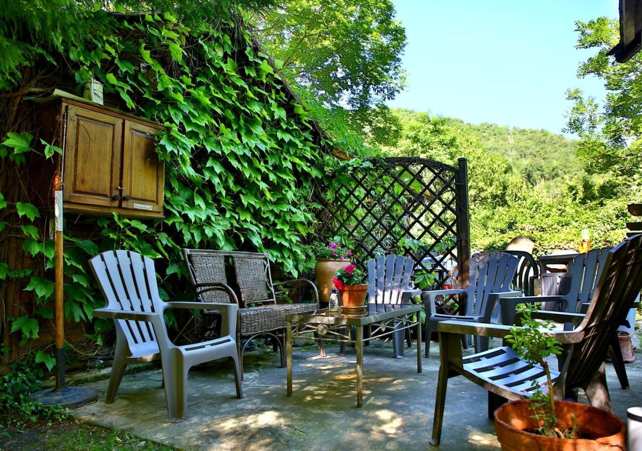 Beau Vallon - Gîte et Chambres d'Hôtes Pyrénées-Méditerranée - Pays Catalan Sahorre Esterno foto