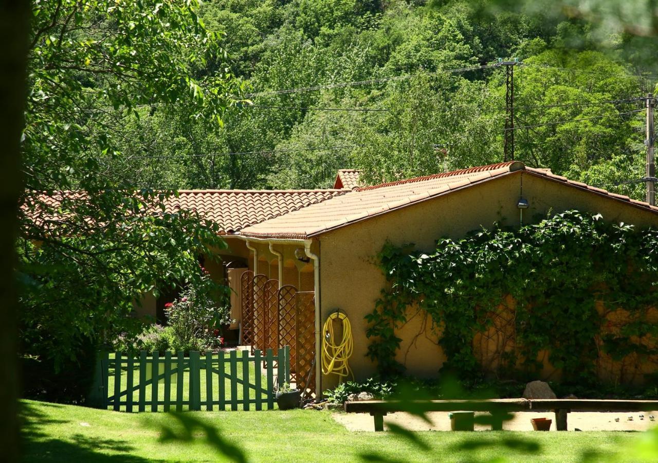 Beau Vallon - Gîte et Chambres d'Hôtes Pyrénées-Méditerranée - Pays Catalan Sahorre Esterno foto