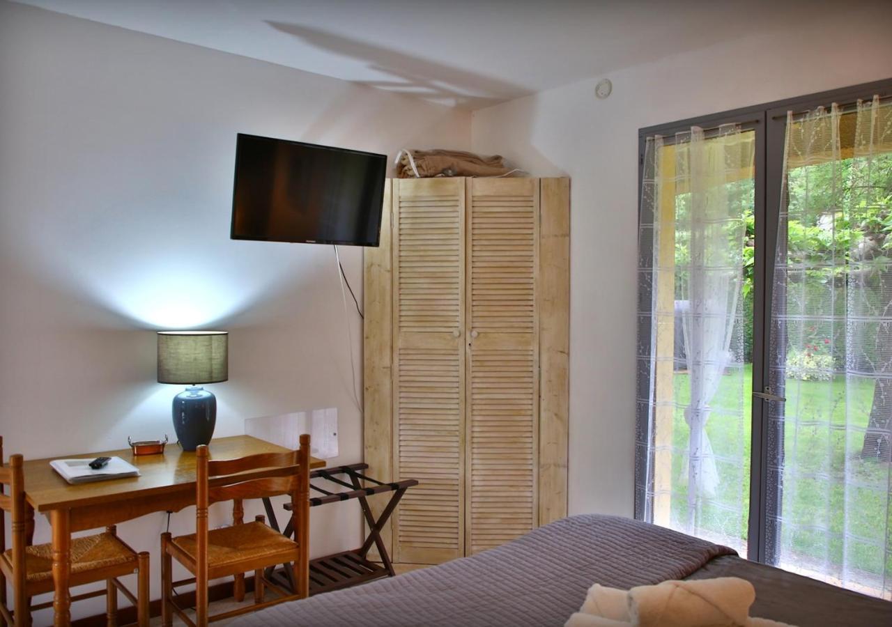 Beau Vallon - Gîte et Chambres d'Hôtes Pyrénées-Méditerranée - Pays Catalan Sahorre Esterno foto
