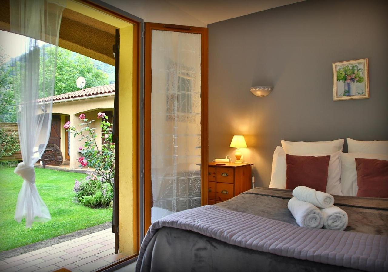 Beau Vallon - Gîte et Chambres d'Hôtes Pyrénées-Méditerranée - Pays Catalan Sahorre Esterno foto